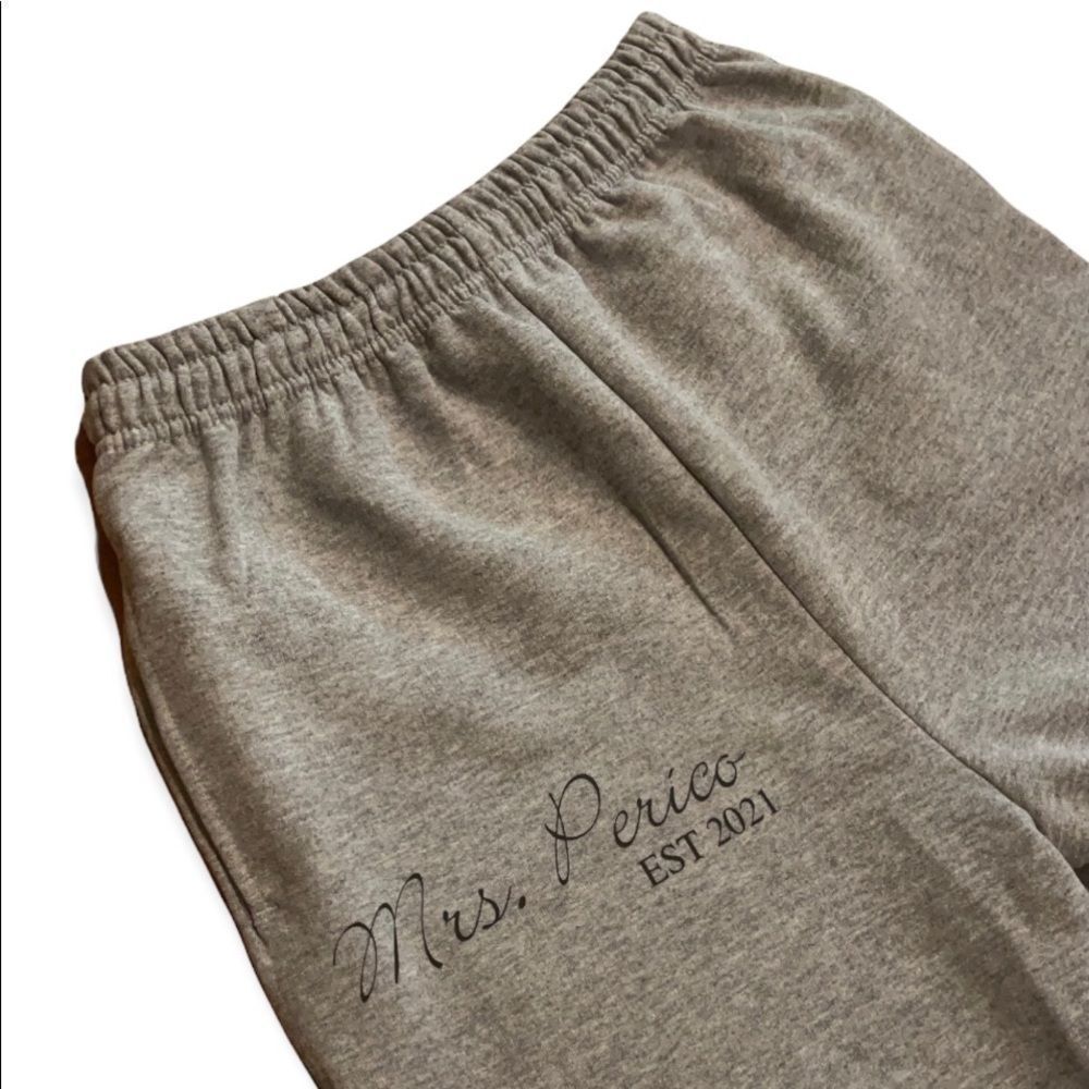 NWT Wool + Pepper Co. MRS Custom Sweatpants